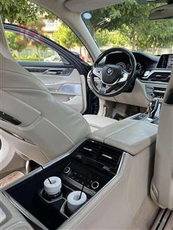 بي ام دبليو الفئة 7